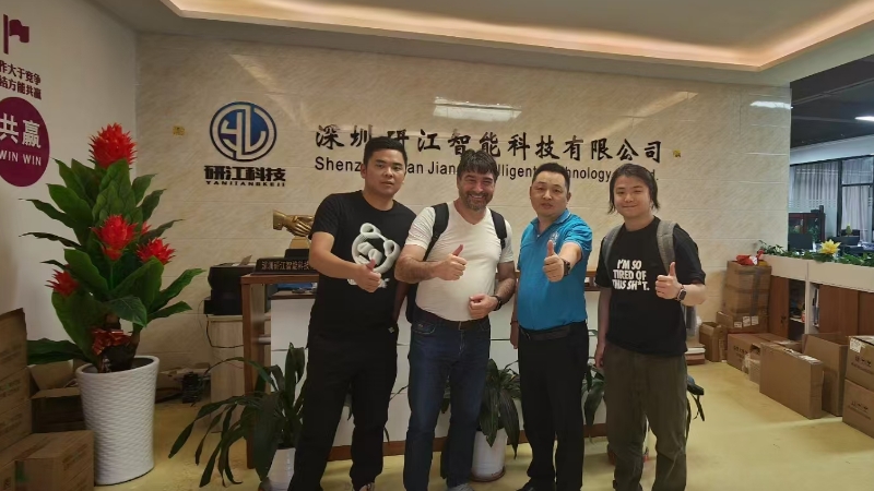 我司迎来了尼日利亚Michael的莅临参观考察.jpg